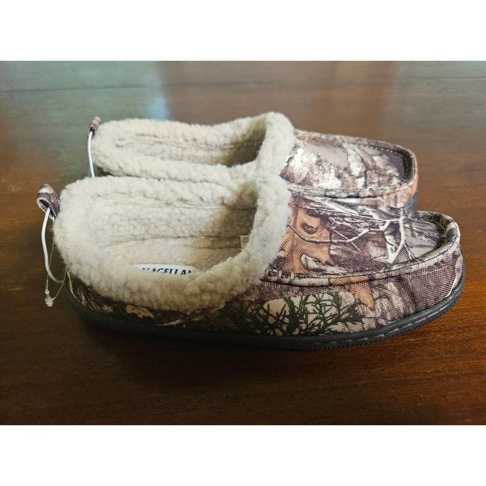 Magellan Outdoors Slippers Boys Size 4 Camo Faux Fur Lined Moccasins 183881